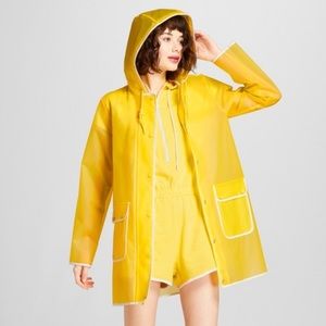 HUNTER yellow raincoat!!